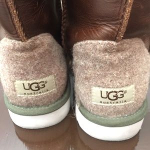 UGG boot size 9